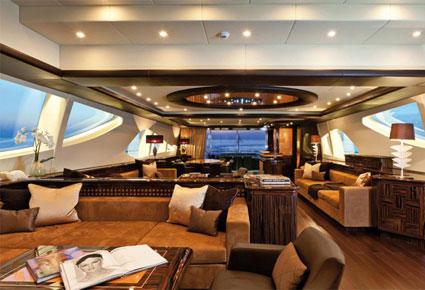 Mangusta 165 أكبر يخت في العالم